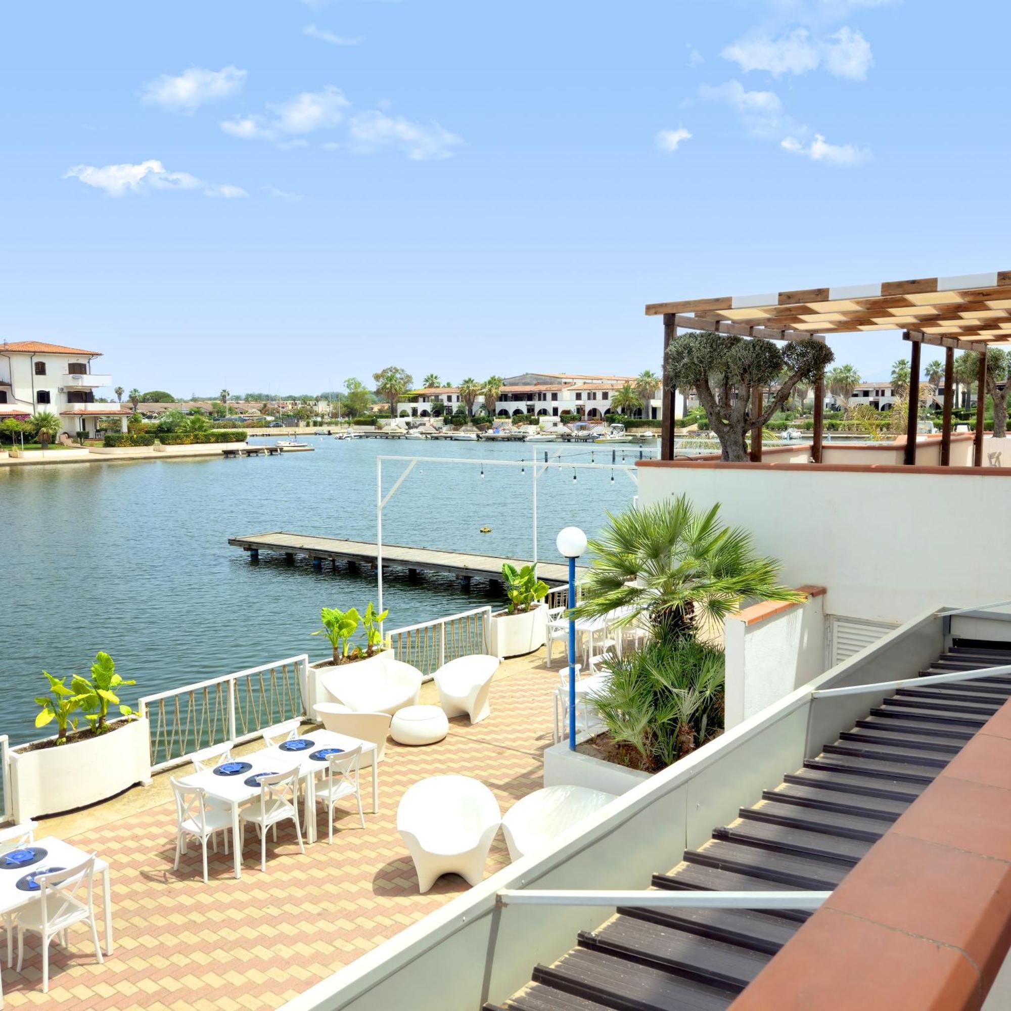 Апарт отель Casa Vacanze Lux By White I Casoni Экстерьер фото